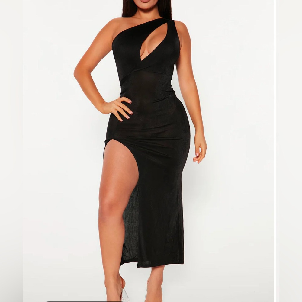 Black size M one sleeve dresss